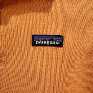 MEN'S SIZE M  PATAGONIA ORGANIC COTTON MOUNTAIN LOGO POLO SHORT SLEEVE PULL OVER